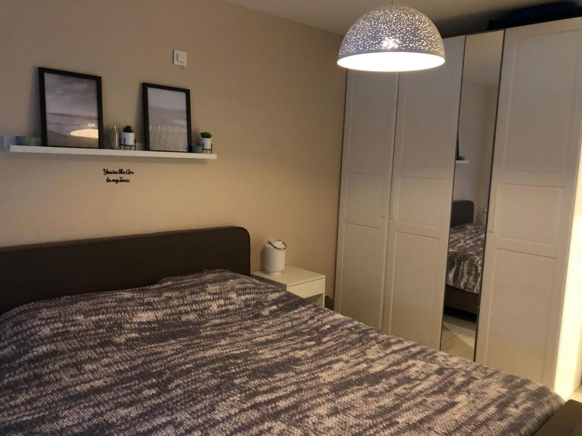 Luxueus Met Ruim Terras, Frontaal Zeezicht 4 à 5 Personen Blankenberge