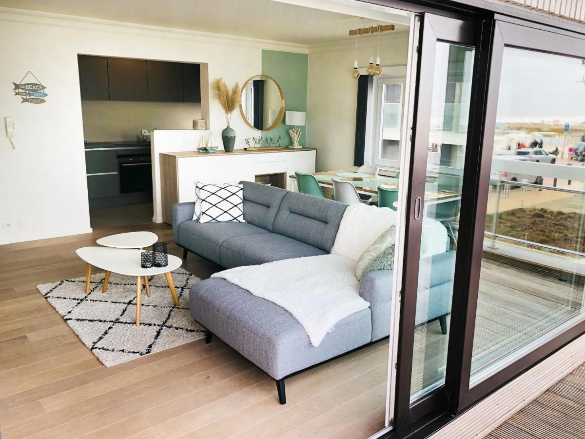 Luxueus Met Ruim Terras, Frontaal Zeezicht 4 à 5 Personen Appartamento Blankenberge